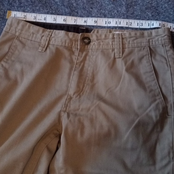 VOLCOM KHAKI PANTS - Picture 14 of 14